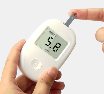 Mètre électronique sûr de glucose sanguin de l'oxymètre 0.7μl Digital d'impulsion de doigt de Teveik